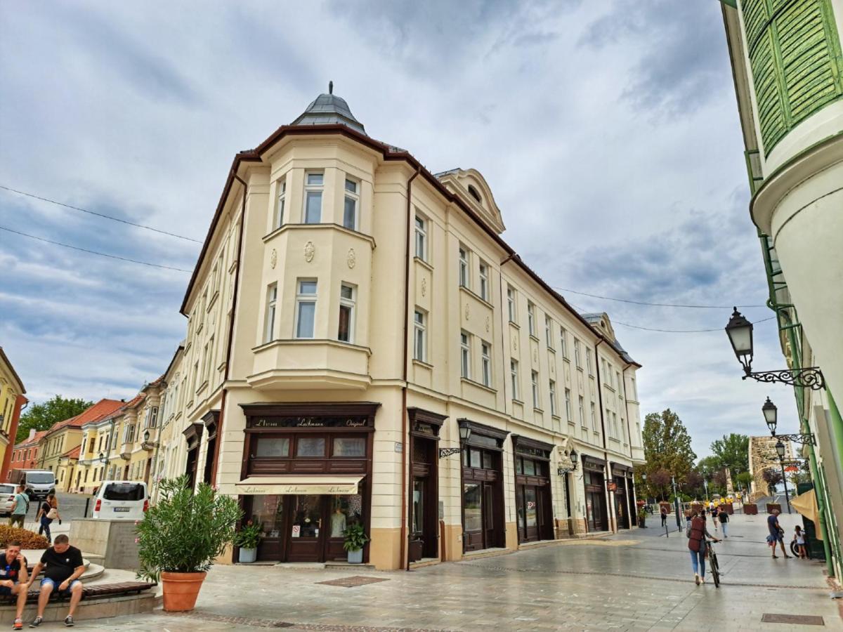 Hotel Domus Collis Győr Zewnętrze zdjęcie