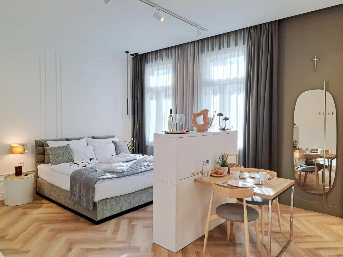 Hotel Domus Collis Győr Zewnętrze zdjęcie