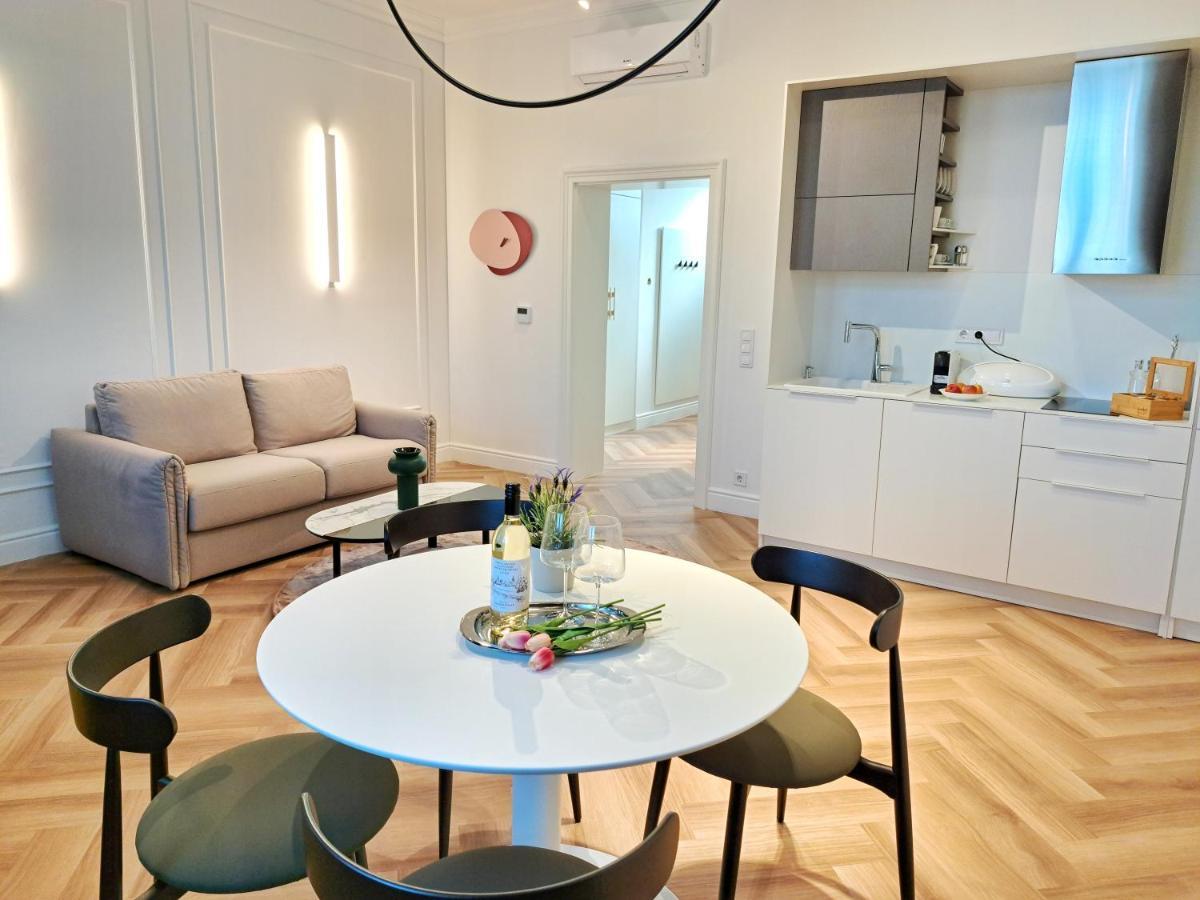Hotel Domus Collis Győr Zewnętrze zdjęcie