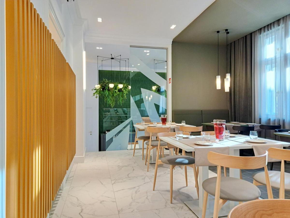 Hotel Domus Collis Győr Zewnętrze zdjęcie